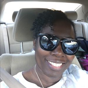 Meet your Posher, Vanessa